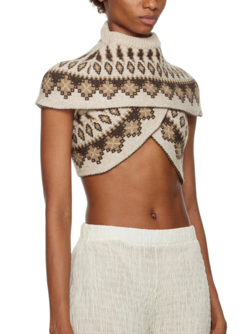 Paolina Russo crop sweater super adorable ❤️